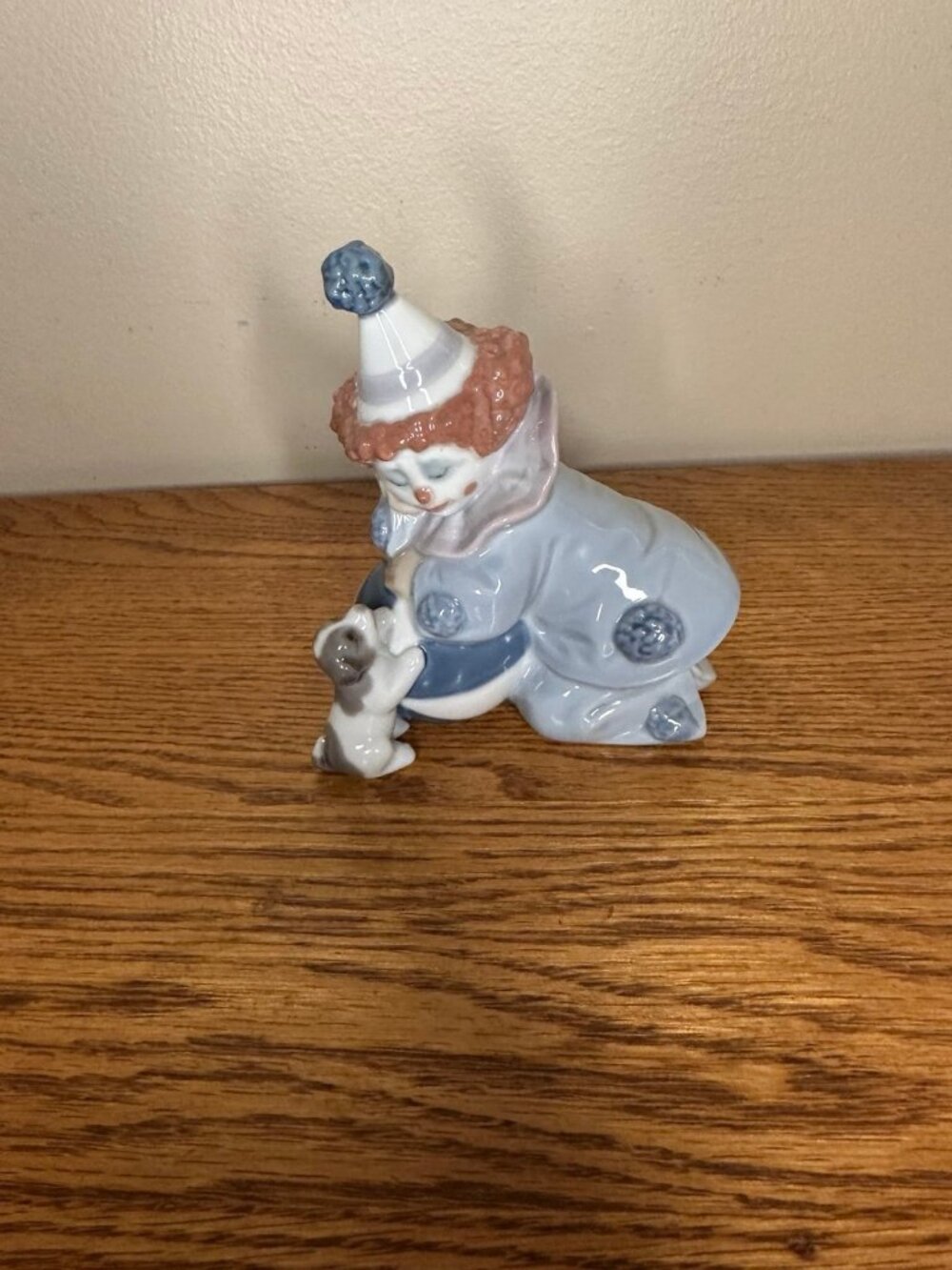 Lladro 5278 Clown Pierrot with Puppy and Ball Figurine